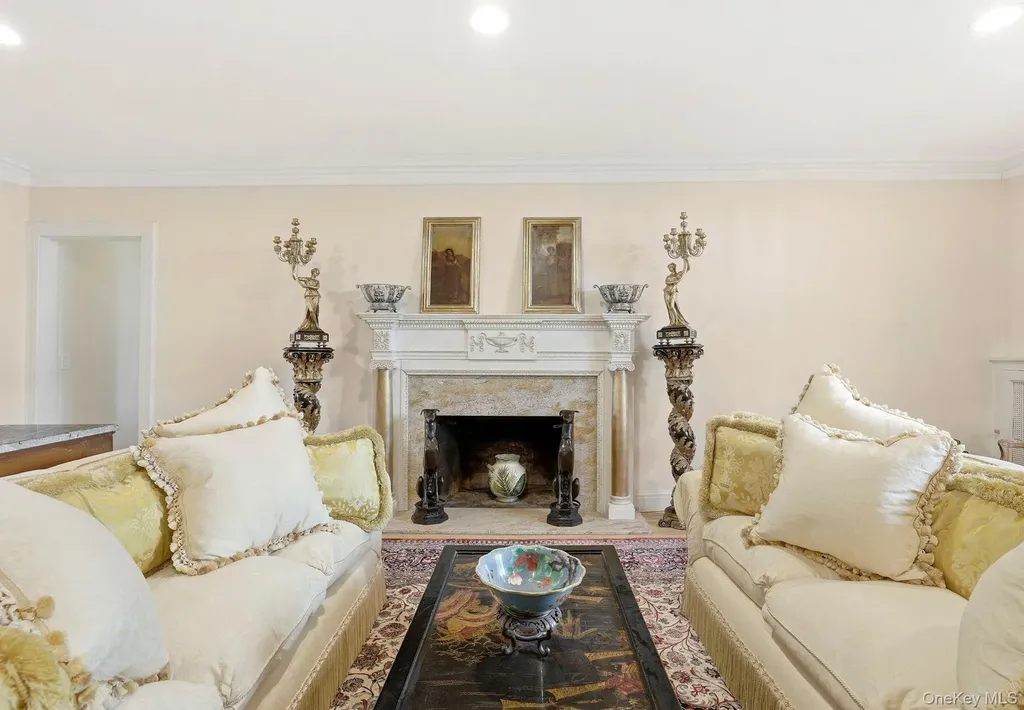 10 Brooklands Bronxville NY 10708
