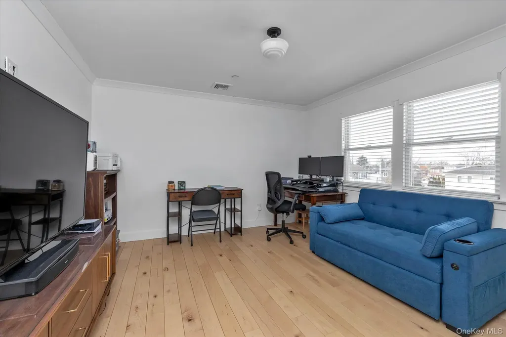 3894 Sands Lane Seaford NY 11783