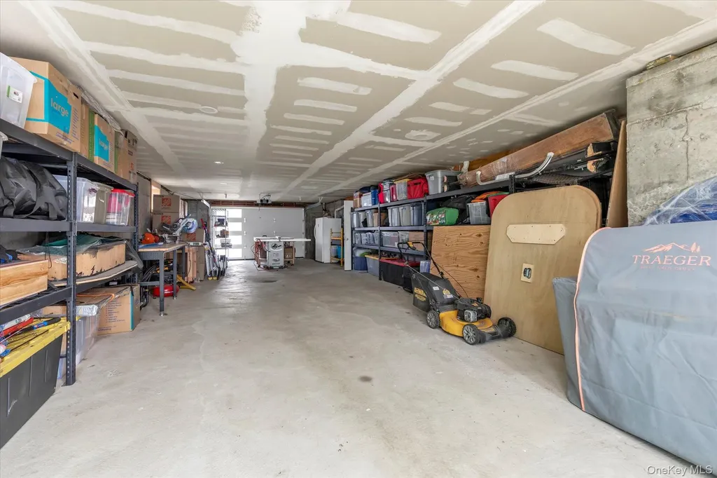 3894 Sands Lane Seaford NY 11783
