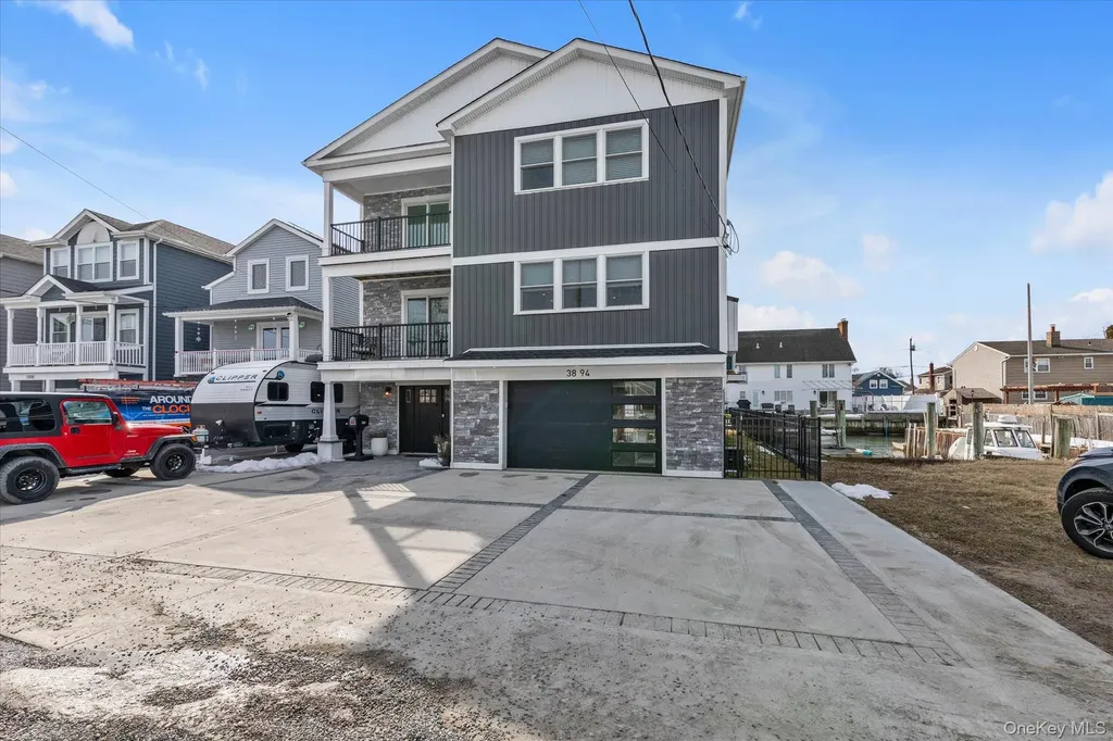 3894 Sands Lane Seaford NY 11783