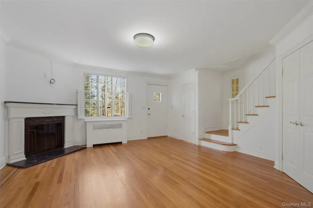 8 Parkway Drive Pelham NY 10803
