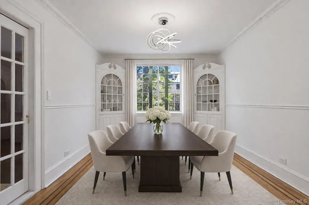 8 Parkway Drive Pelham NY 10803