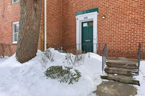 33 Fieldstone Drive Hartsdale NY 10530