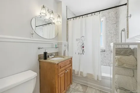 33 Fieldstone Drive Hartsdale NY 10530
