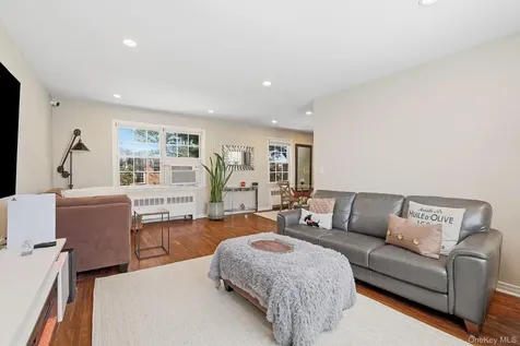 33 Fieldstone Drive Hartsdale NY 10530