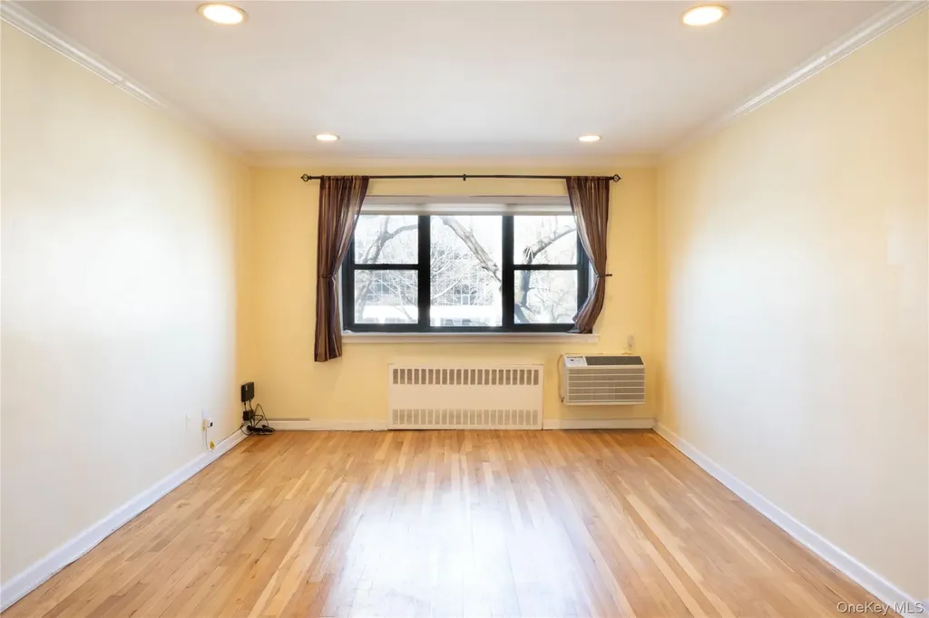 50 Brompton Road Great Neck NY 11021