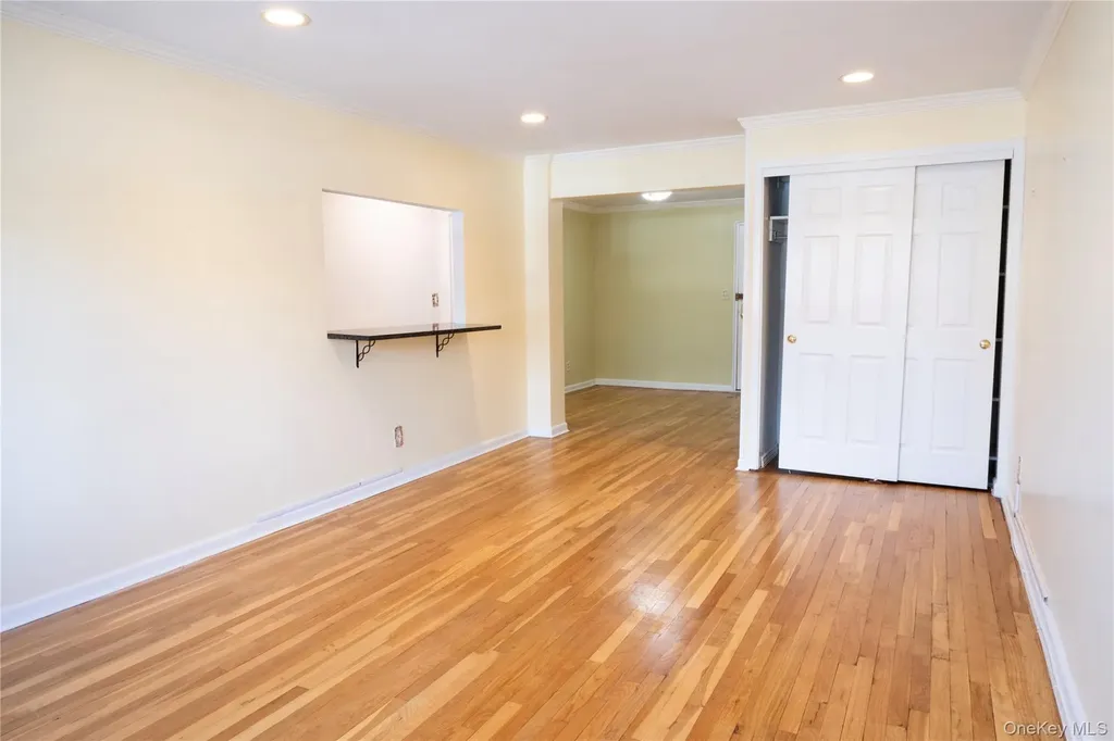 50 Brompton Road Great Neck NY 11021