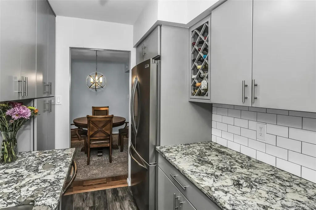 200 Atlantic Avenue Lynbrook NY 11563