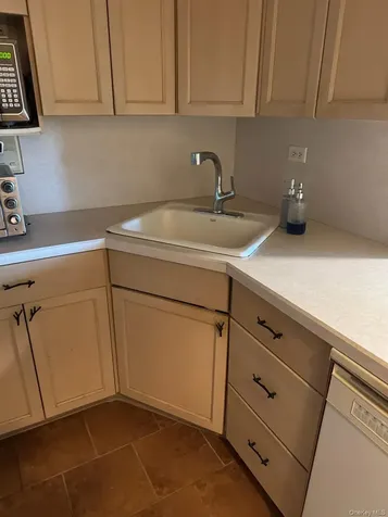 615 Palmer Road Yonkers NY 10701
