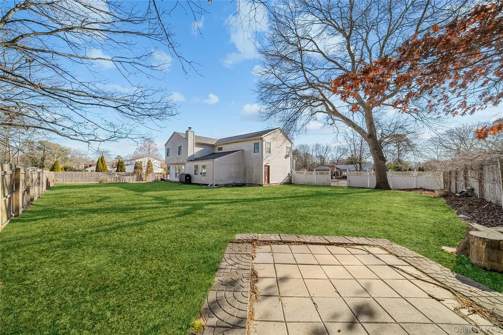 11 Locust Avenue Coram NY 11727