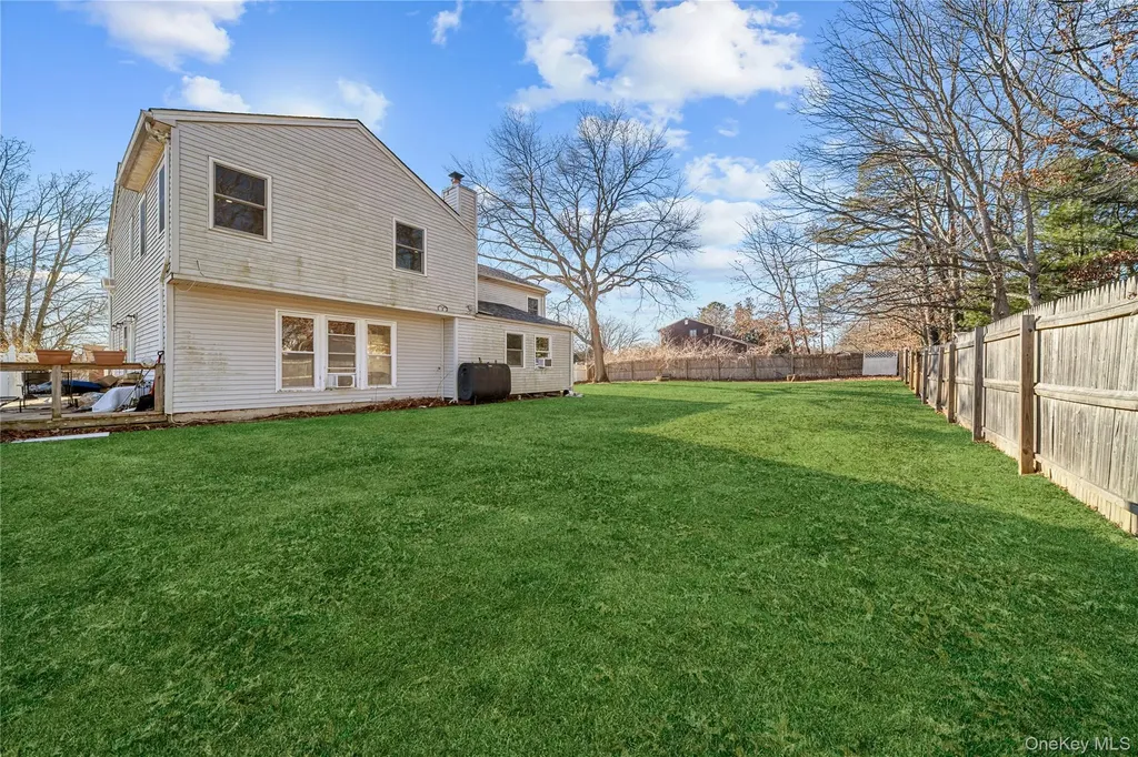 11 Locust Avenue Coram NY 11727