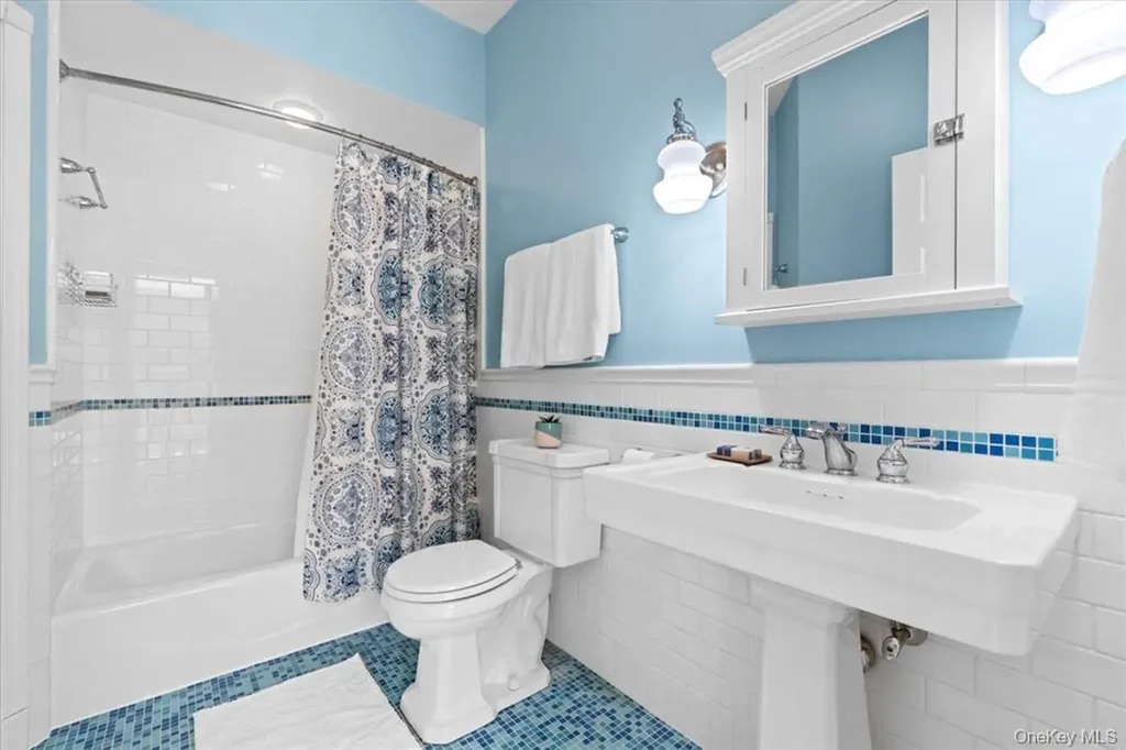 1081 E Mountain Road S Cold Spring NY 10516