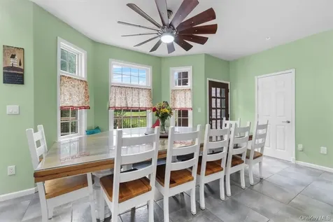 1081 E Mountain Road S Cold Spring NY 10516