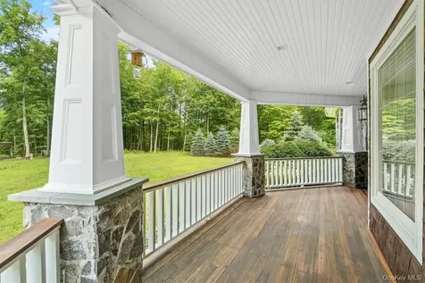 1081 E Mountain Road S Cold Spring NY 10516