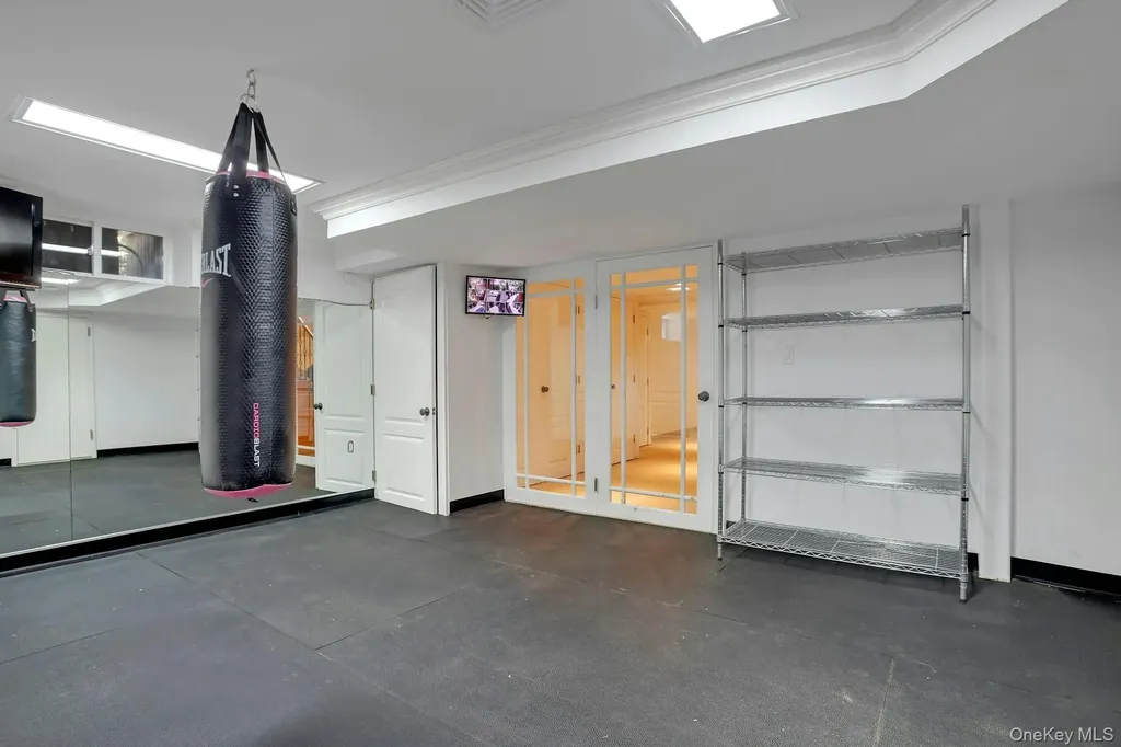 5 Boulevard Malba NY 11357