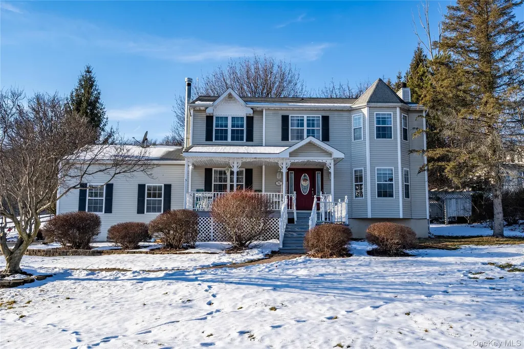 55 Bailey Road New Hampton NY 10958