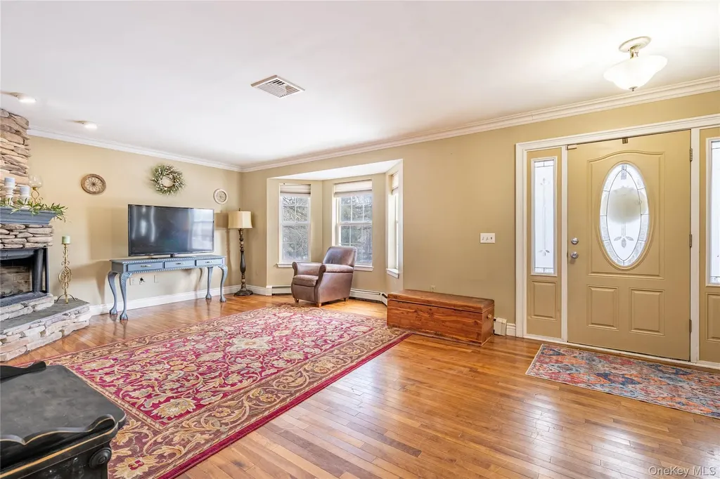 55 Bailey Road New Hampton NY 10958