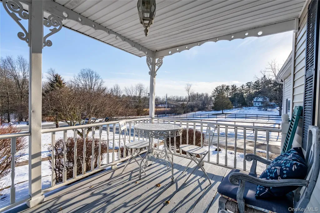 55 Bailey Road New Hampton NY 10958