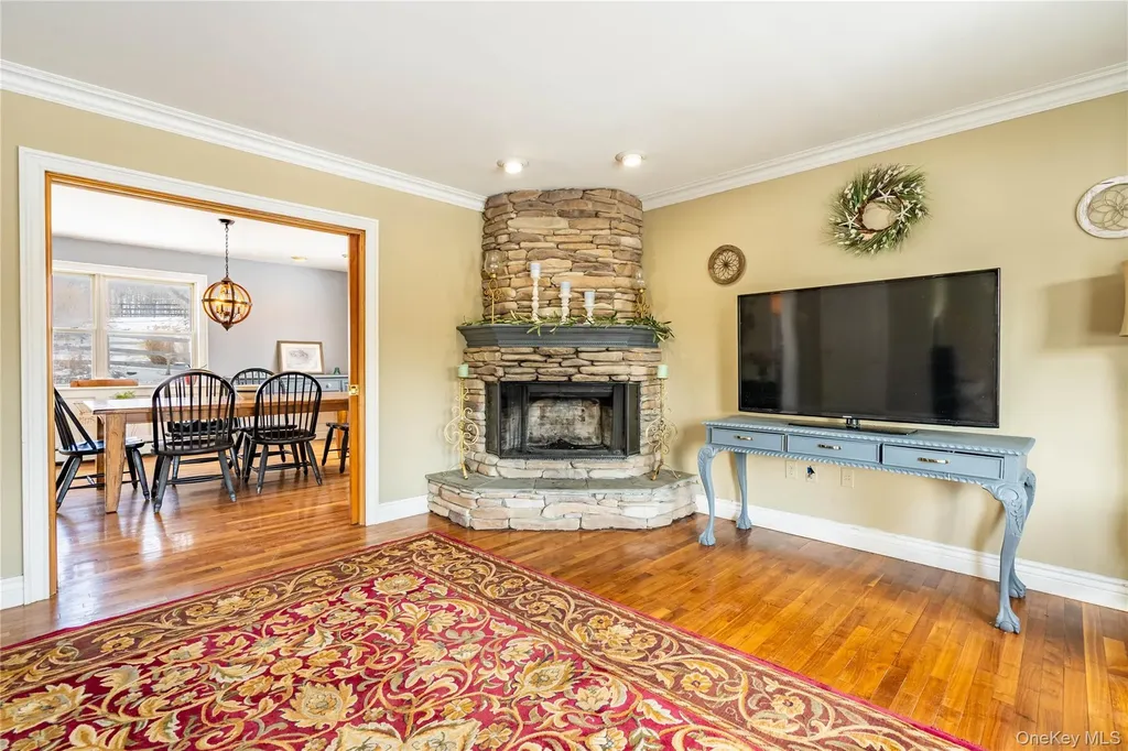 55 Bailey Road New Hampton NY 10958