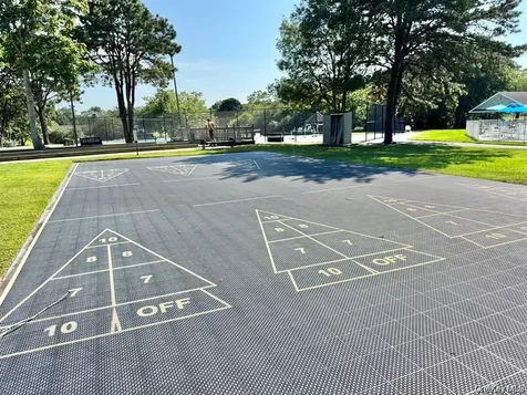 21 Village Circle E Manorville NY 11949