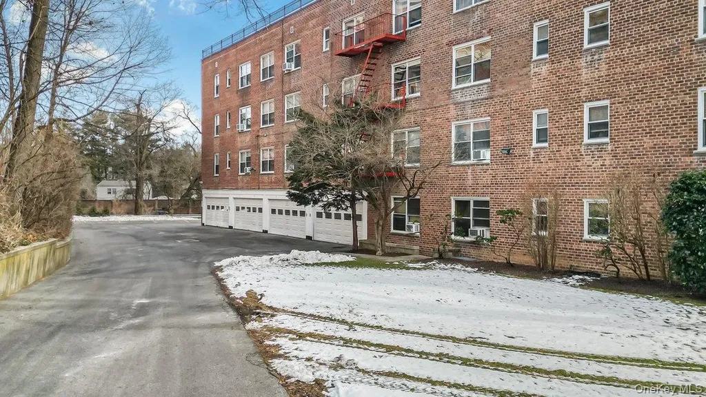 781 Palmer Road Bronxville NY 10708