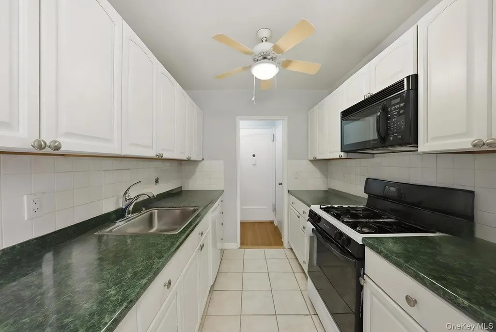 781 Palmer Road Bronxville NY 10708