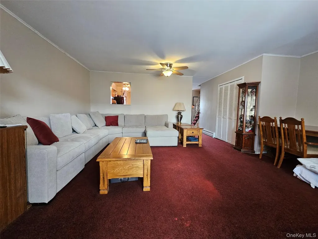 34 Hampton Court Middletown NY 10941
