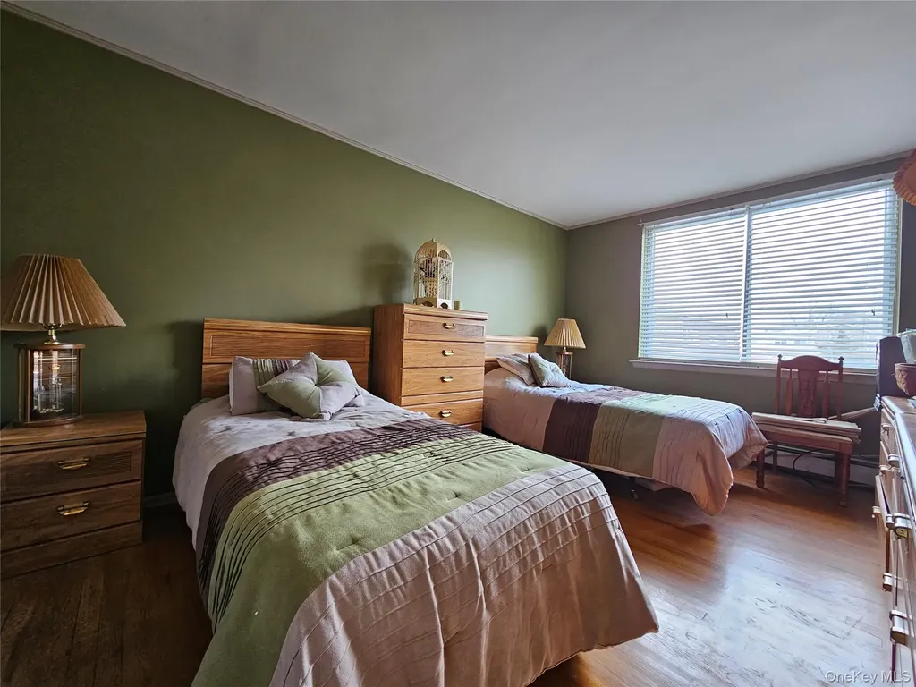 34 Hampton Court Middletown NY 10941