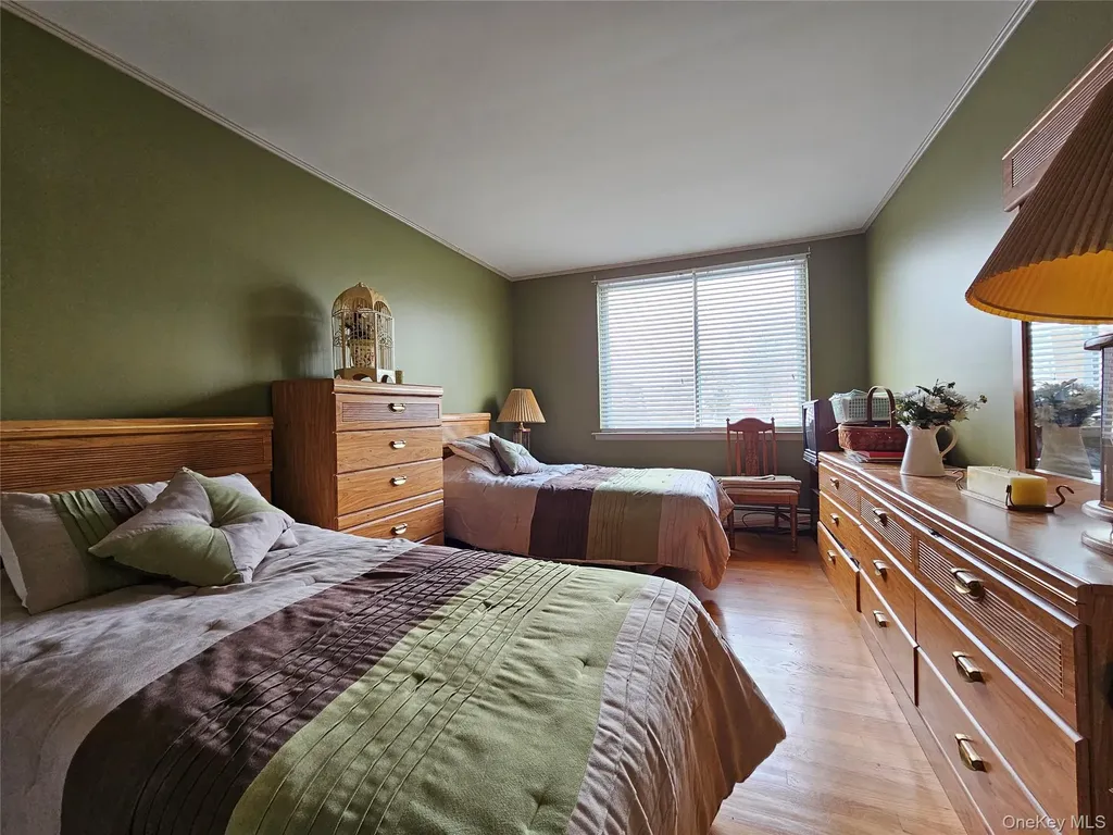 34 Hampton Court Middletown NY 10941