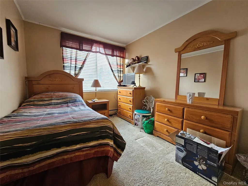 34 Hampton Court Middletown NY 10941