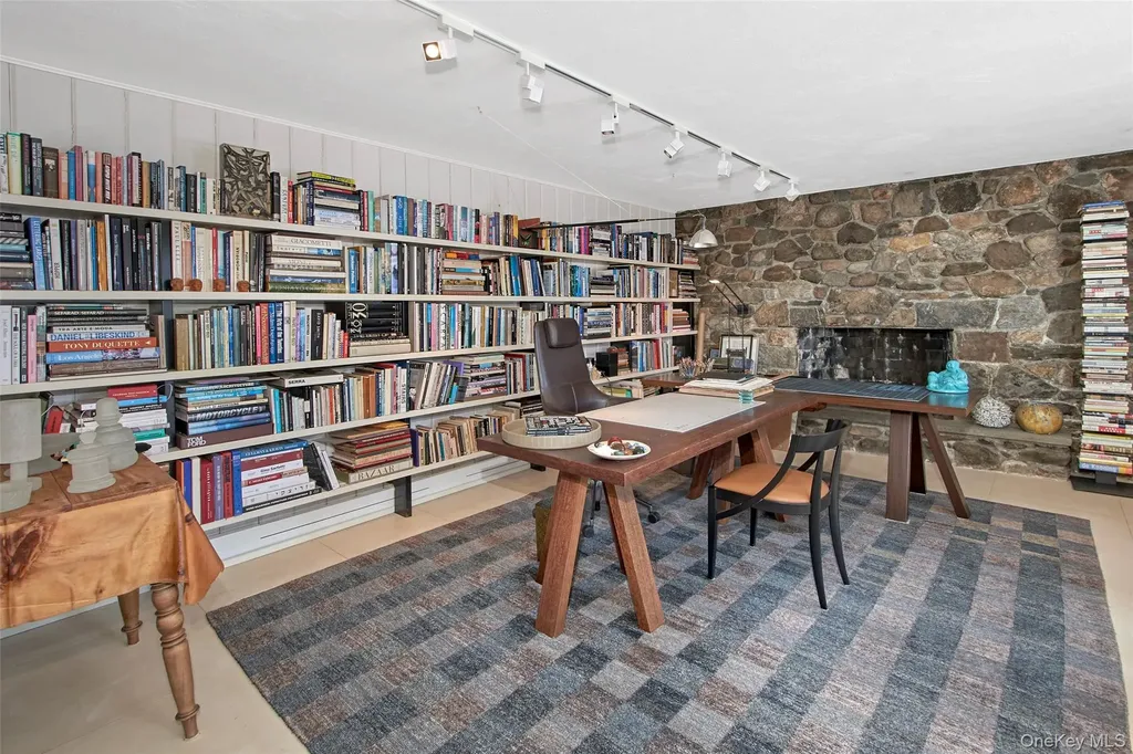 132 Ridgecrest Road Briarcliff Manor NY 10510