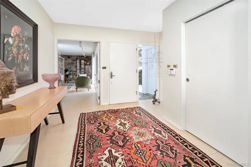 132 Ridgecrest Road Briarcliff Manor NY 10510