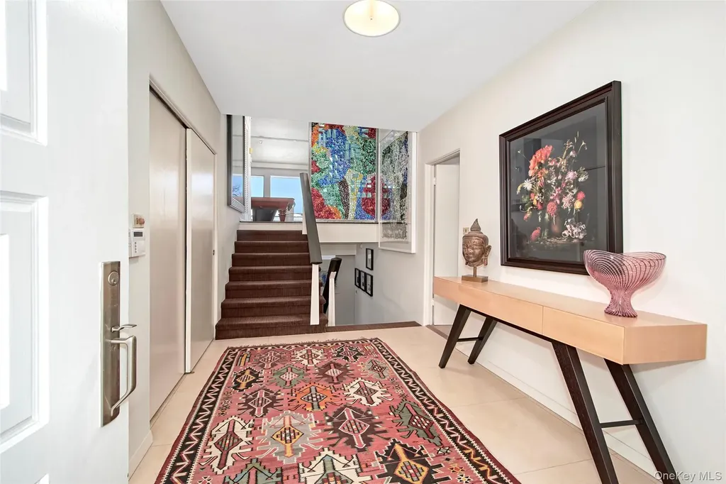 132 Ridgecrest Road Briarcliff Manor NY 10510