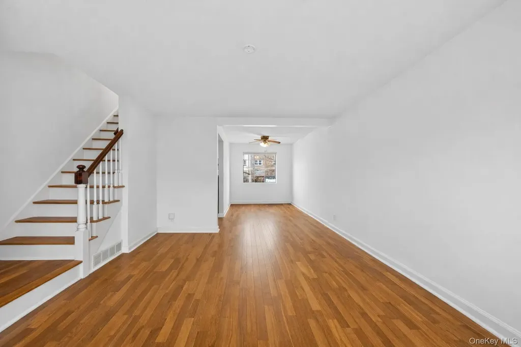 1231 E 223rd Street Bronx NY 10466
