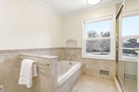 42 Butler Road Scarsdale NY 10583