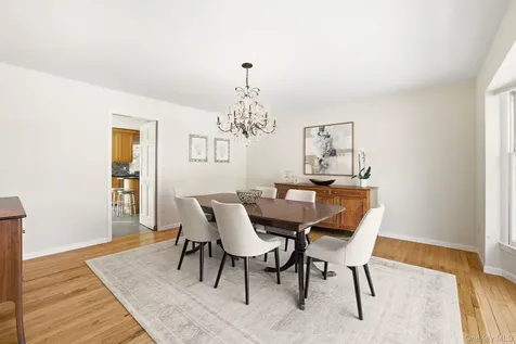 42 Butler Road Scarsdale NY 10583