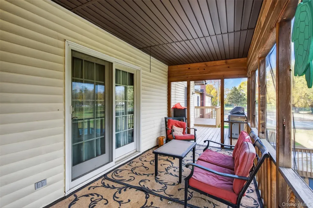 131 Barbarossa Lane Kingston NY 12401