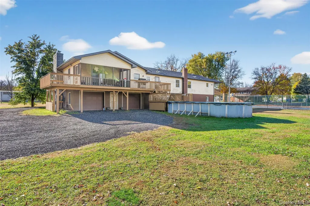 131 Barbarossa Lane Kingston NY 12401