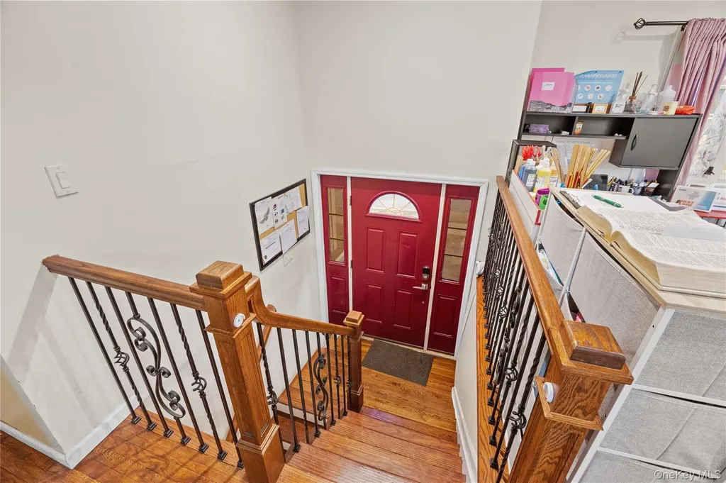 85 Bedford Avenue Freeport NY 11520