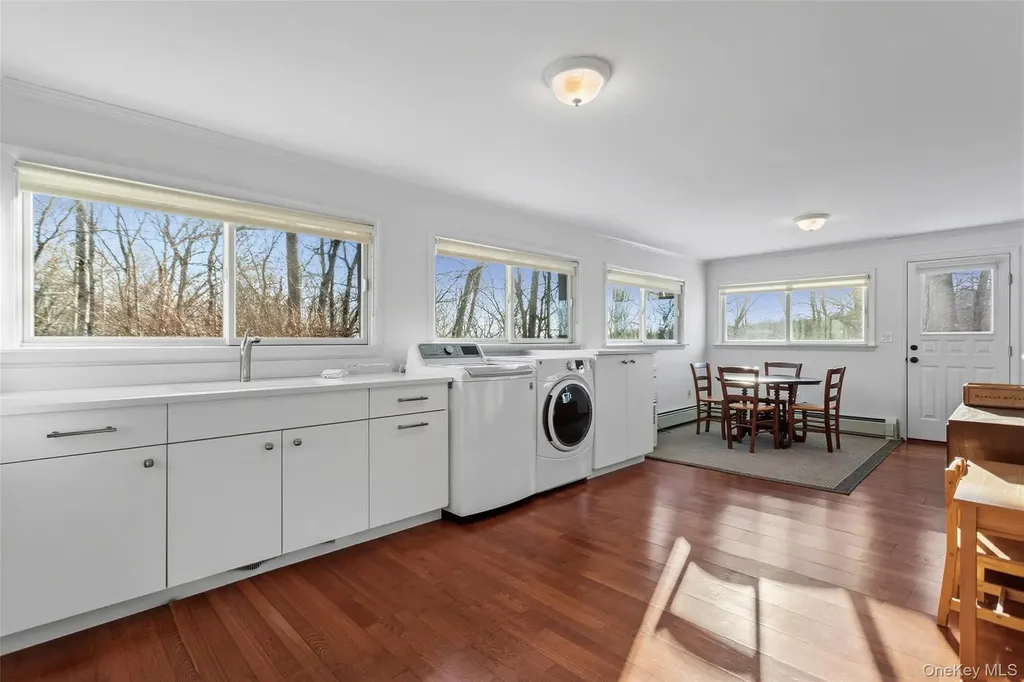 12 Skytop Drive Katonah NY 10536