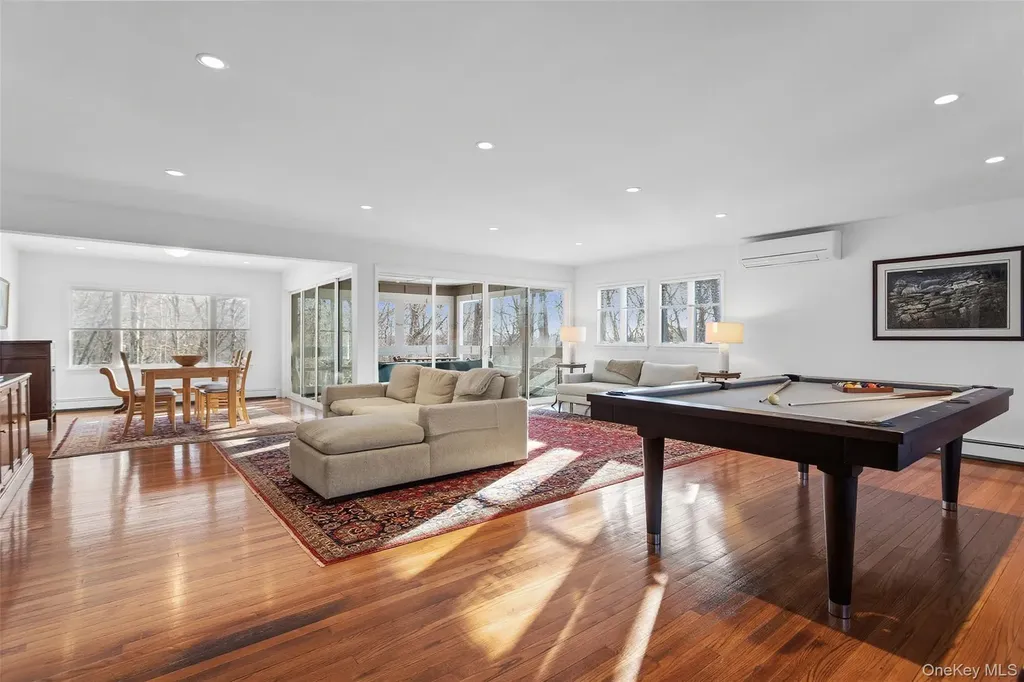 12 Skytop Drive Katonah NY 10536