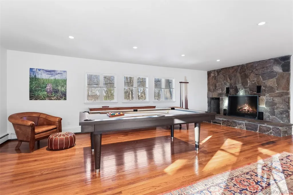 12 Skytop Drive Katonah NY 10536