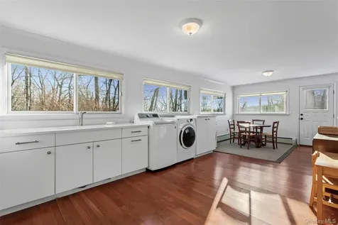 12 Skytop Drive Katonah NY 10536