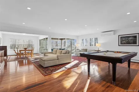 12 Skytop Drive Katonah NY 10536