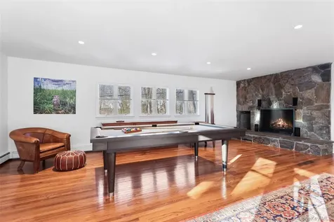 12 Skytop Drive Katonah NY 10536