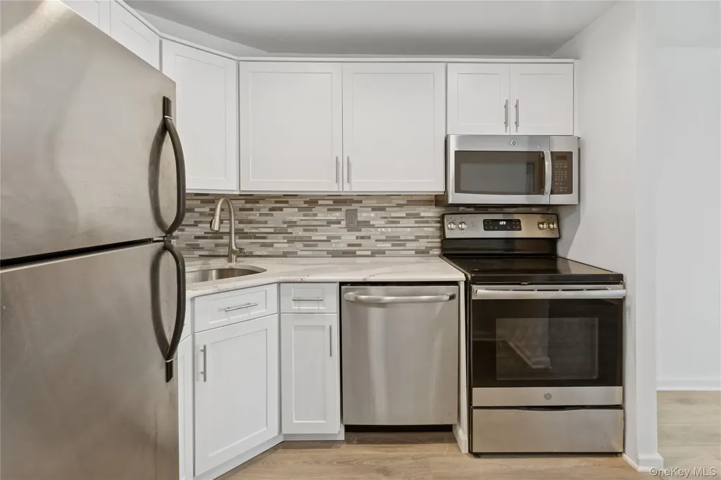 450 W Broadway Long Beach NY 11561