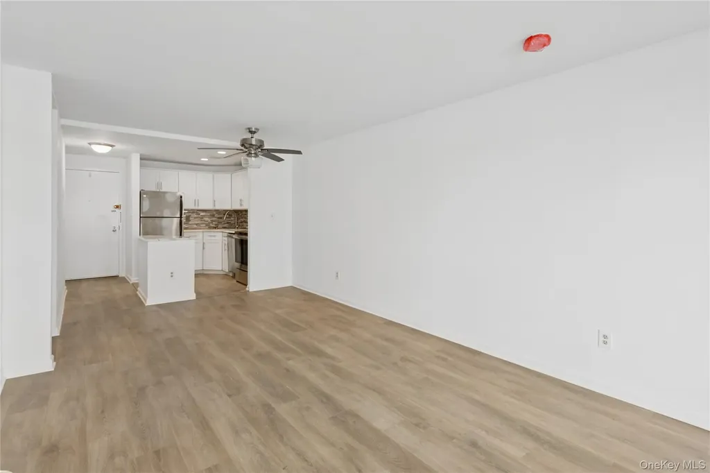 450 W Broadway Long Beach NY 11561