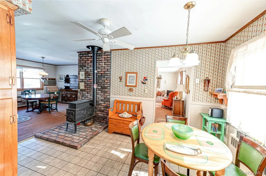 67 Edgewood Road West Islip NY 11795