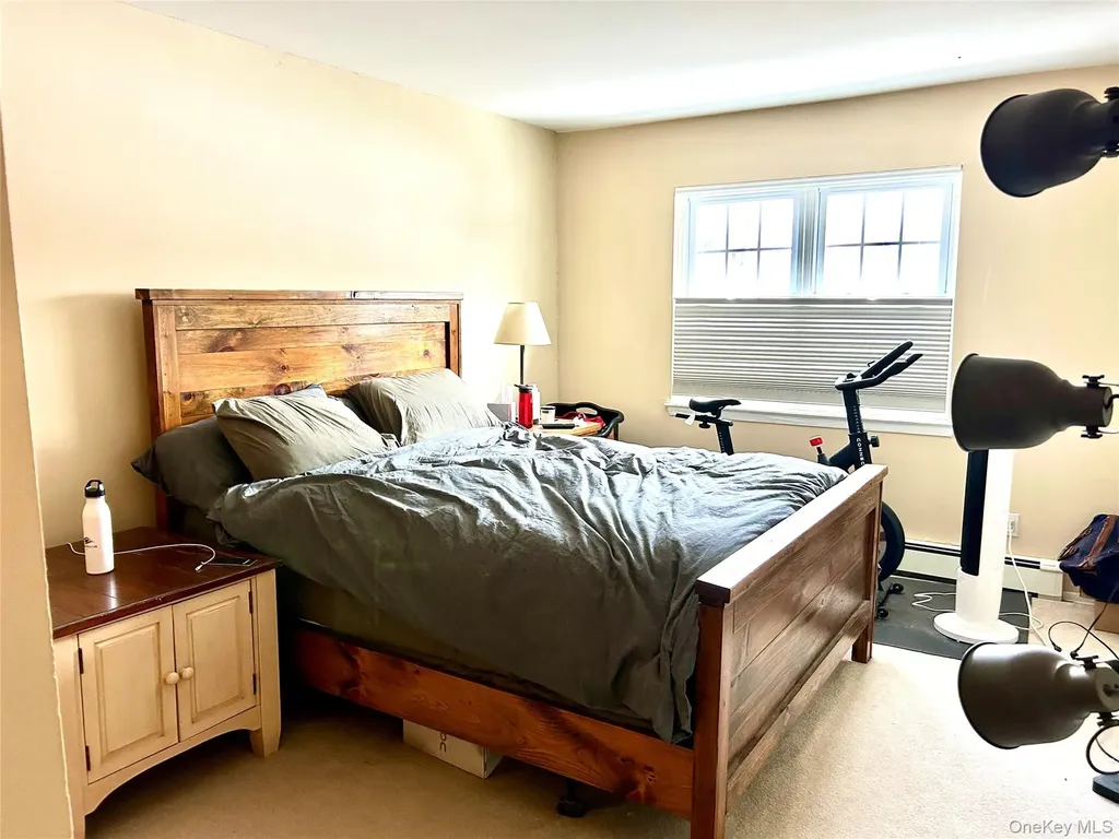 8 Colonial Road Beacon NY 12508