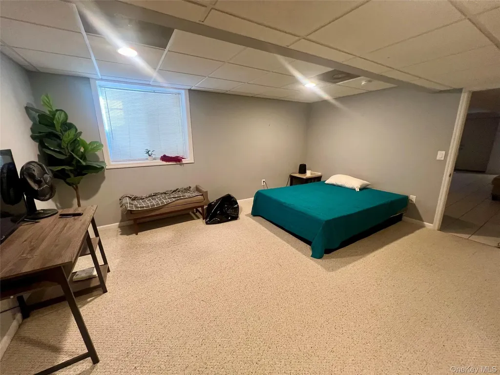 39 Independence Way Miller Place NY 11764